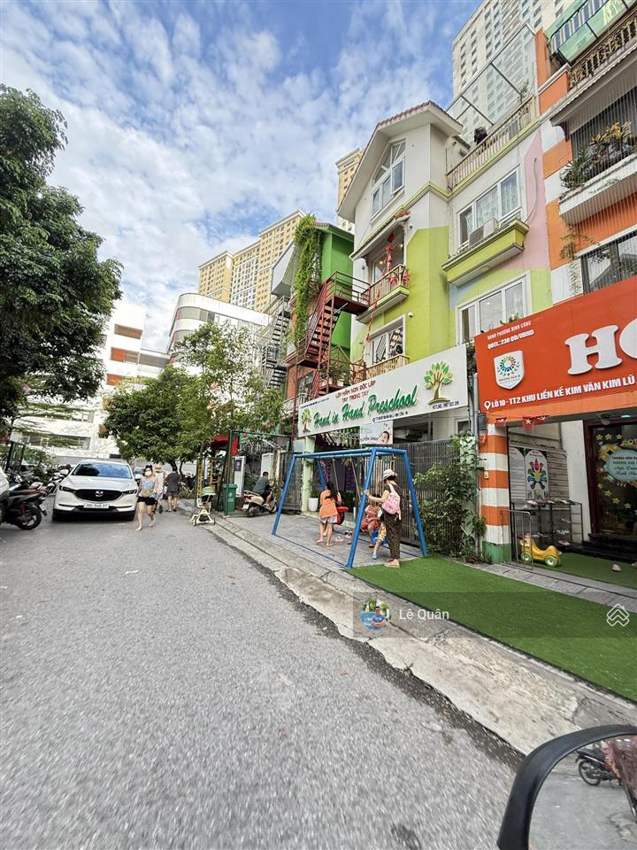 Con du học cần bán gấp nhà bt diện tích 130m2 tt2 giá chỉ 36,5 tỷ. ở hoặc kinh doanh đều tốt