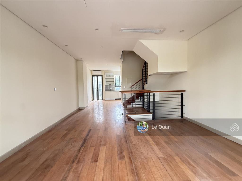 Bán lô 75m2 the manor central park đường rộng 55m. sổ đỏ giá vô cùng hợp lý chỉ 26 tỷ