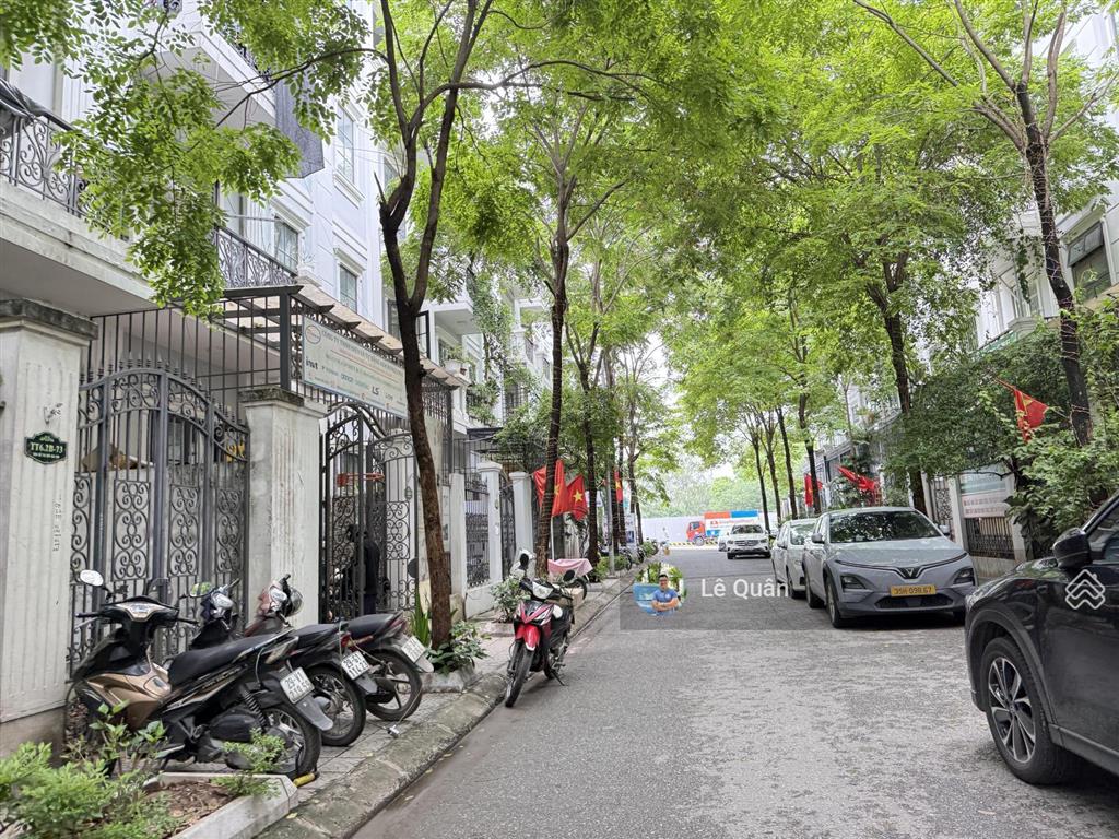 Bán lk kđt mới đại kim 73m2 vị trí đẹp, kinh doanh cực tốt. giá 20 tỷ