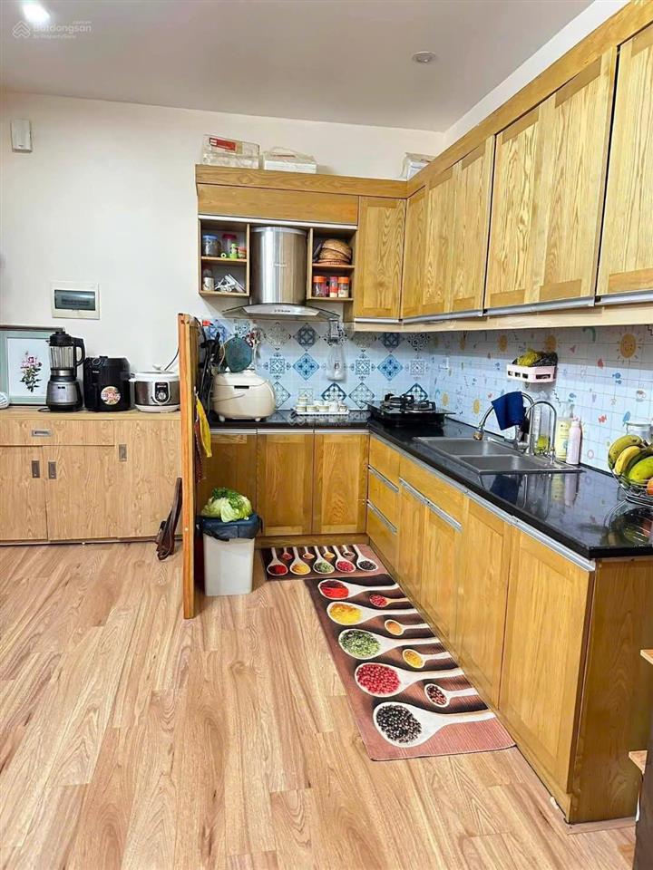 Chủ nhà gửi bán căn hộ 61m chung cư sông nhuệ kiến hưng hà đông