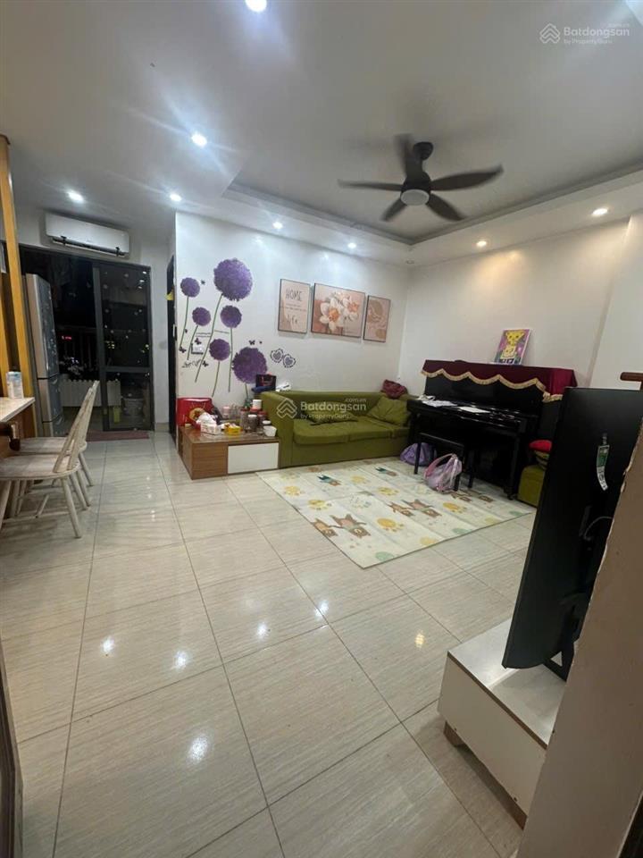 Chính chủ bán căn hộ 67m2 sổ đỏ sẵn sàng giao dịch