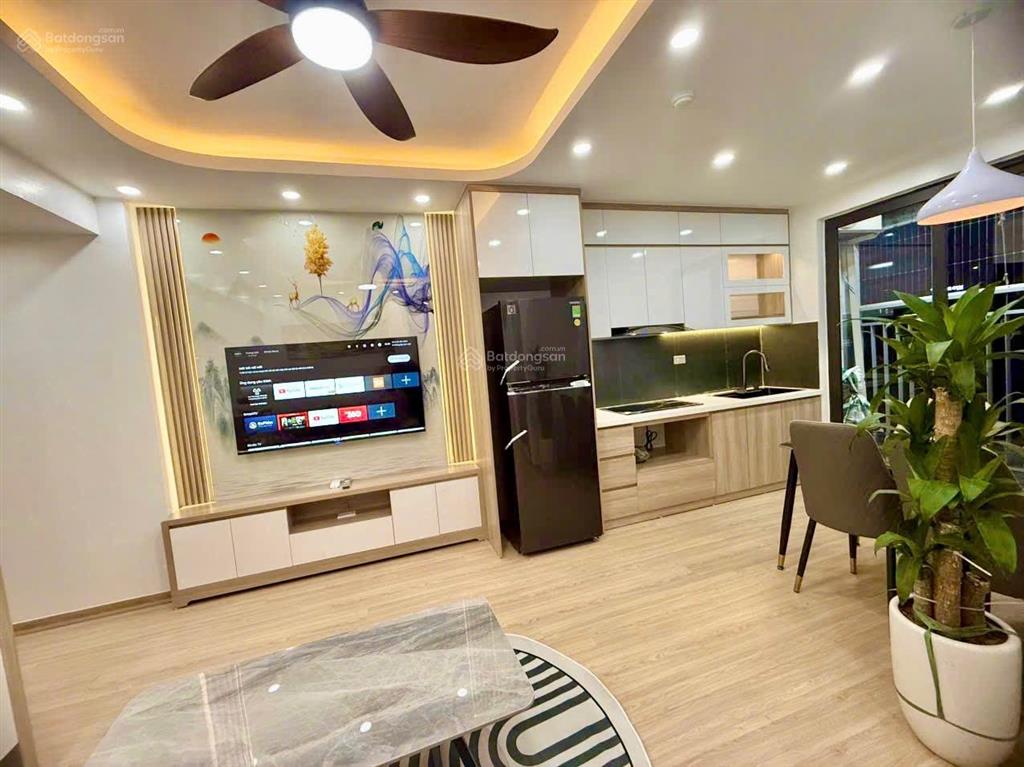 E cần bán căn hộ 2 ngủ 2 vệ sinh giá 4,4 tỷ sổ đỏ chính chủ