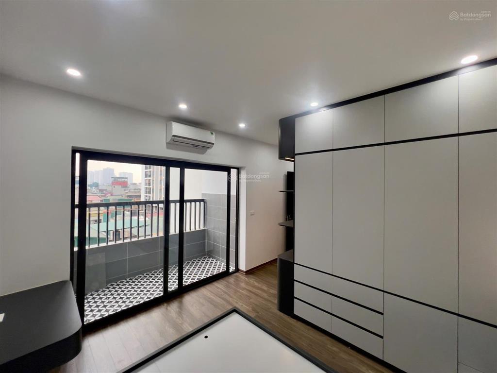 Chính chủ cần bán căn góc 2 ngủ 2 vs nhà full đồ toà a1 ngõ 80 hoàng đạo thành