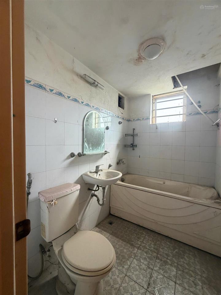 Căn hộ 2 ngủ tòa nơ linh đàm diện tích 75m2 giá 4 tỷ 050 triệu