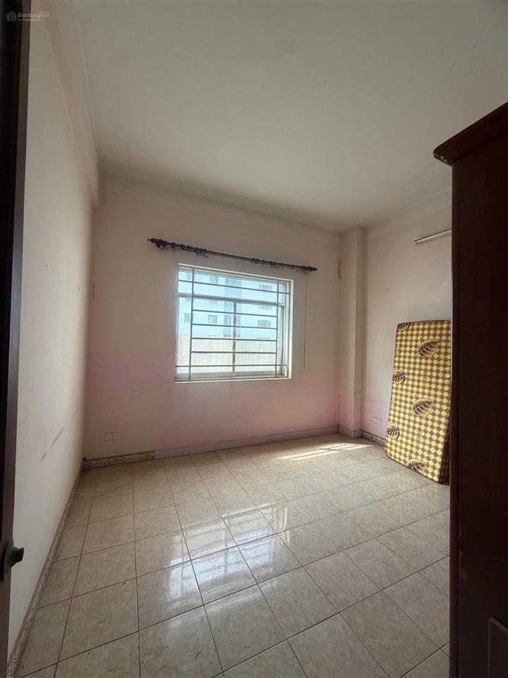 Căn hộ 2 ngủ tòa nơ linh đàm diện tích 75m2 giá 4 tỷ 050 triệu