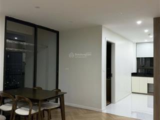 Bán căn hộ 03pn siêu đẹp hướng đông nam tòa chung cư ct2x2 đại kim, dt 107m2 giá 8,1 tỷ vnd