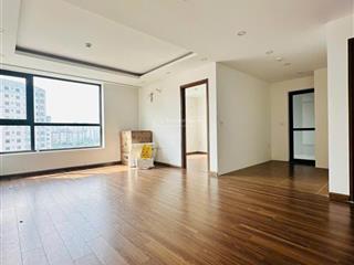 Bán căn hộ 03pn 2wc tại chung cư ct1x2 đại kim, dt 107m2 giá chỉ 7,6 tỷ.