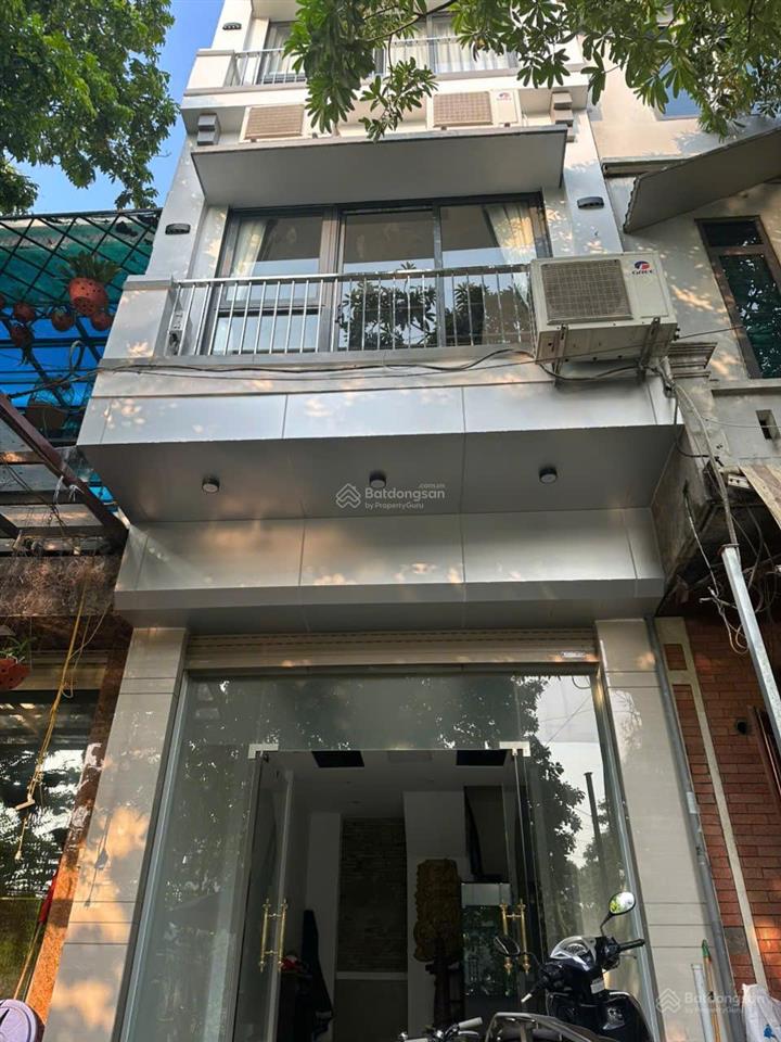 Cho thuê nhà mặt chợ đại từ chỉ 12,5 triệu/tháng, dt 50m2 x 02 tầng đẹp, sạch sẽ phù hợp văn phòng