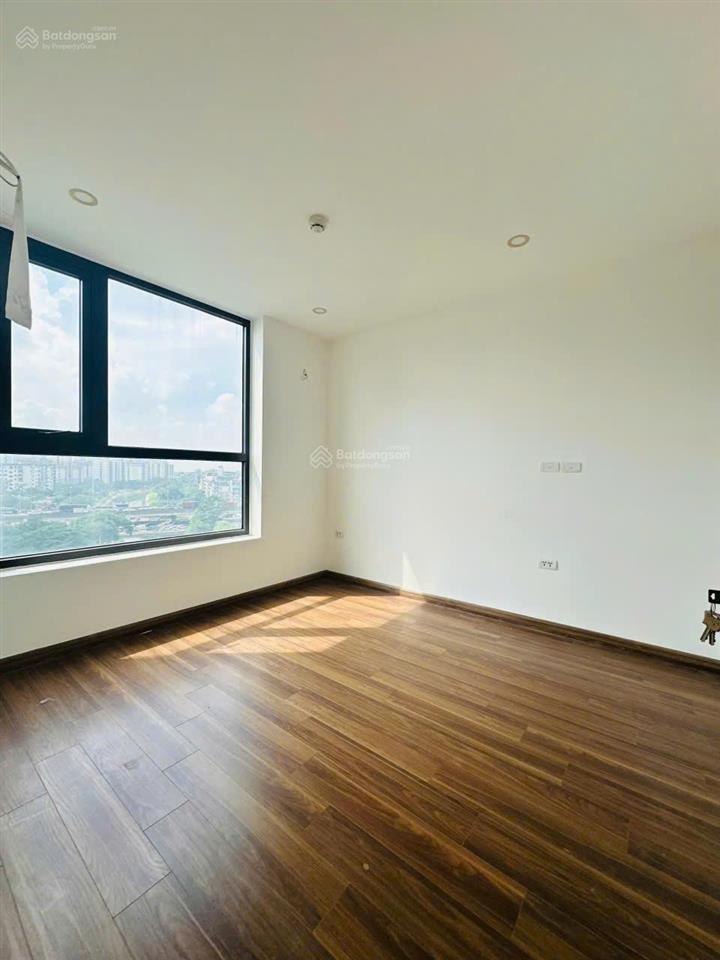 Bán căn hộ 02pn tầng trung tòa sky central 176 định công giá chỉ 6,46 tỷ