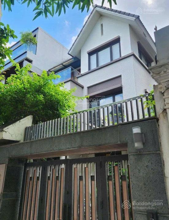 Cho thuê biệt thự lô góc dt 224.5m2 x 04 tầng tại tt5a, tây nam hồ linh đàm, giá 110 triệu /tháng