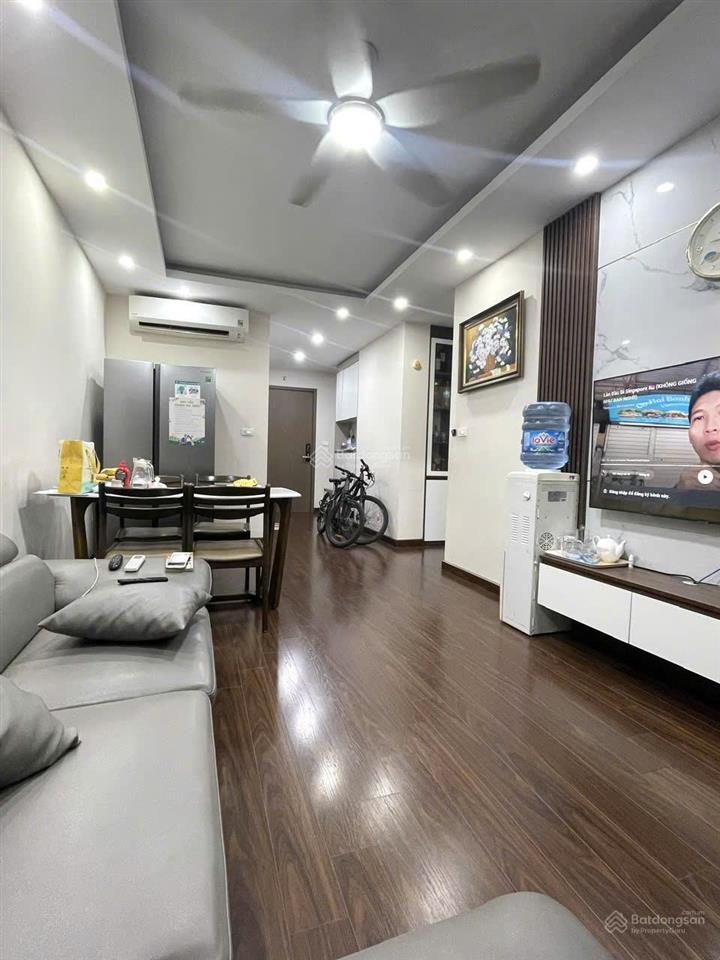 Chính chủ bán căn hộ 3pn 2wc dt 80m2 full nội thất tòa bea sky ngay tòa án tp hà nội giá chỉ 7,x tỷ