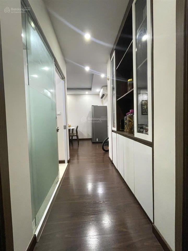 Chính chủ bán căn hộ 3pn 2wc dt 80m2 full nội thất tòa bea sky ngay tòa án tp hà nội giá chỉ 7,x tỷ