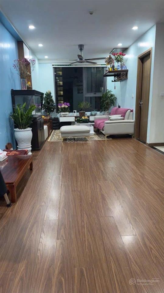 Chính chủ cần bán căn hộ 02pn full nội thất tòa ct4 eco green city dt 75m2 giá chỉ 5,45 tỷ