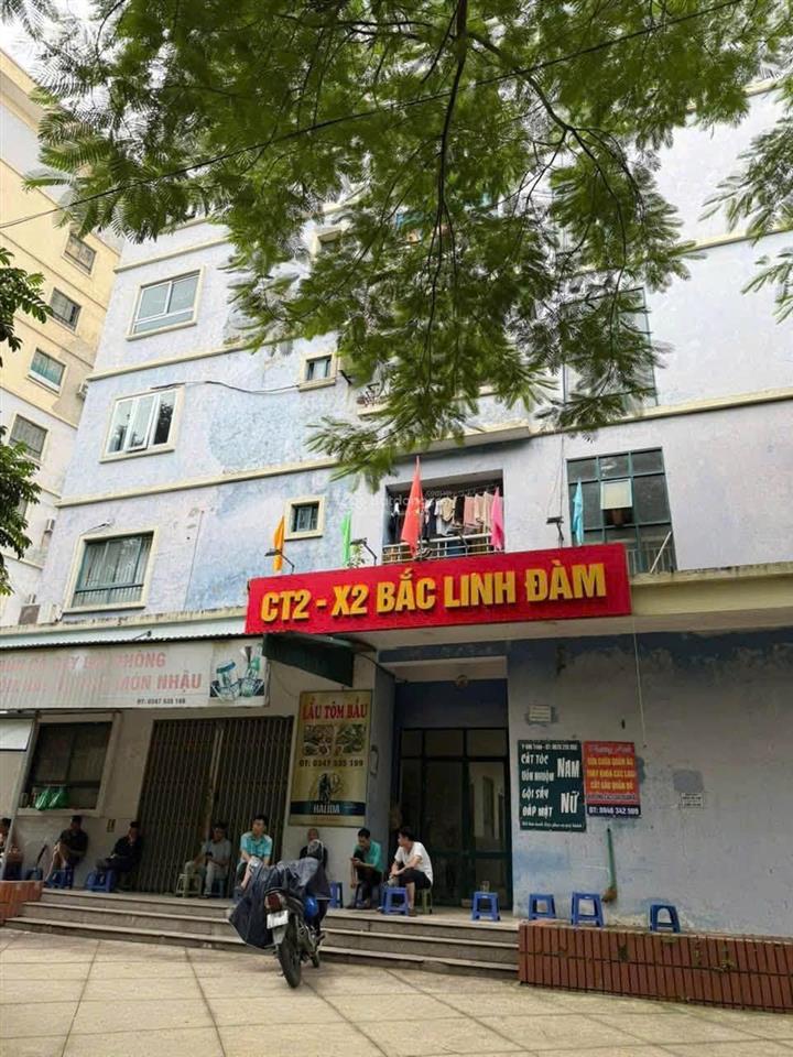 Bán căn chung cư toà ct2x2 khu đô thị mới linh đàm,dt 71m2, 2pn, 1wc, hướng đông bắc giá chỉ 3,5 tỷ