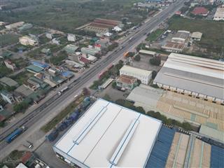 Chuyển nhượng nhà máy rộng 2,21ha tại mặt đường 5. có 10.000m2 xưởng, vay ngân hàng 60% giá trị