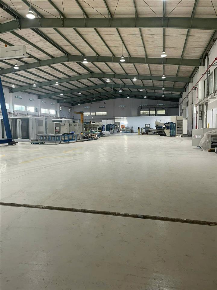 Cho thuê 1.000m2 kho xưởng tại kcn ngọc hồi, xưởng mới xây xong, nhận xưởng vào vào dùng ngay