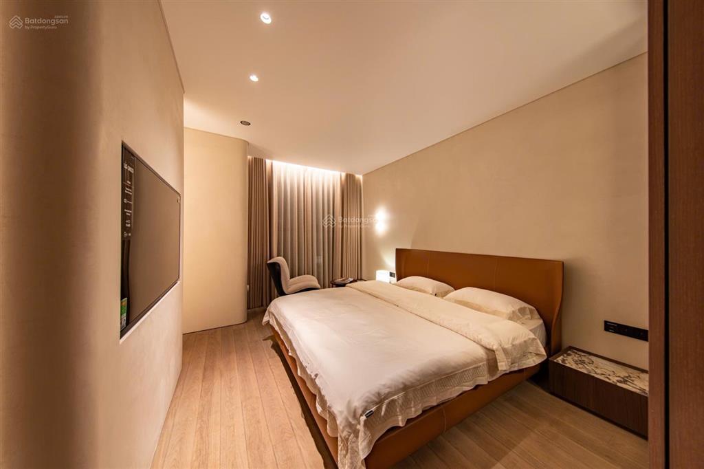 Bán căn 2pn full nội thất đẹp tầng trung nelson private giá tốt thị trường khu vực ba đình