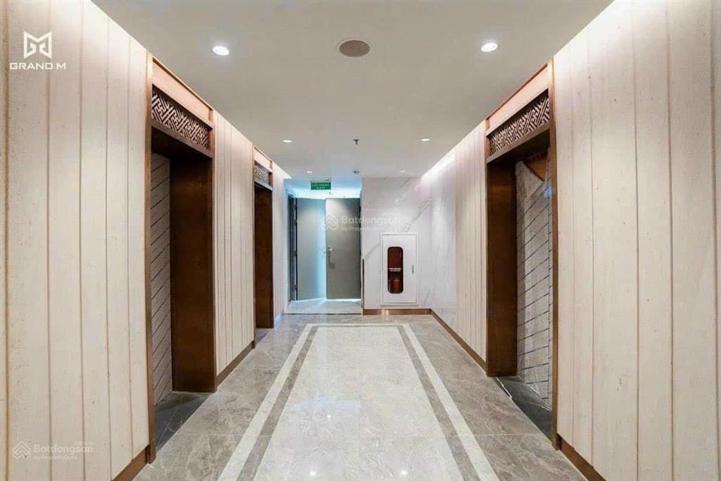 Bán suất ngoại giao quỹ căn 23pn tầng 10, 11, 12 full nội thất view hồ sẵn sổ đỏ tại the gloria