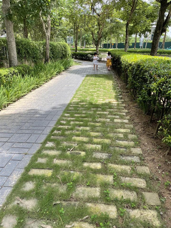 Bán căn 1pn+1 54.5m2 toà the zen gamuda full đồ view đẹp thoáng giá chỉ 5 tỷ