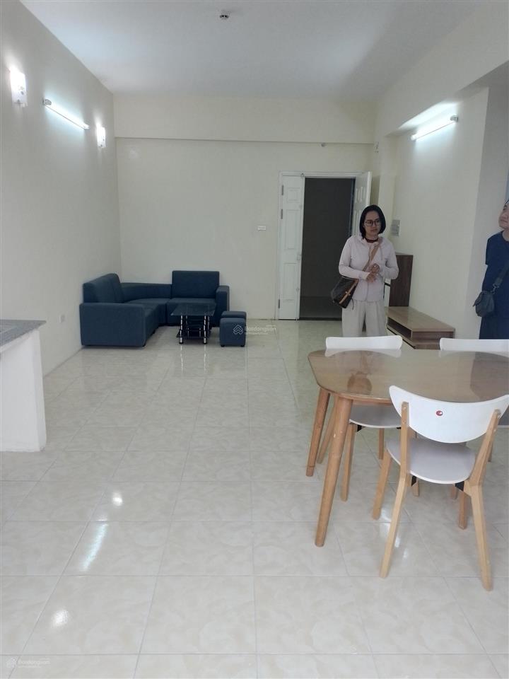 Cho thuê cc đường đỗ mười đối diện khu gamuda, dt 66m, 2pn, 1 pk, 1 bếp, vào luôn, giá 7 triệu