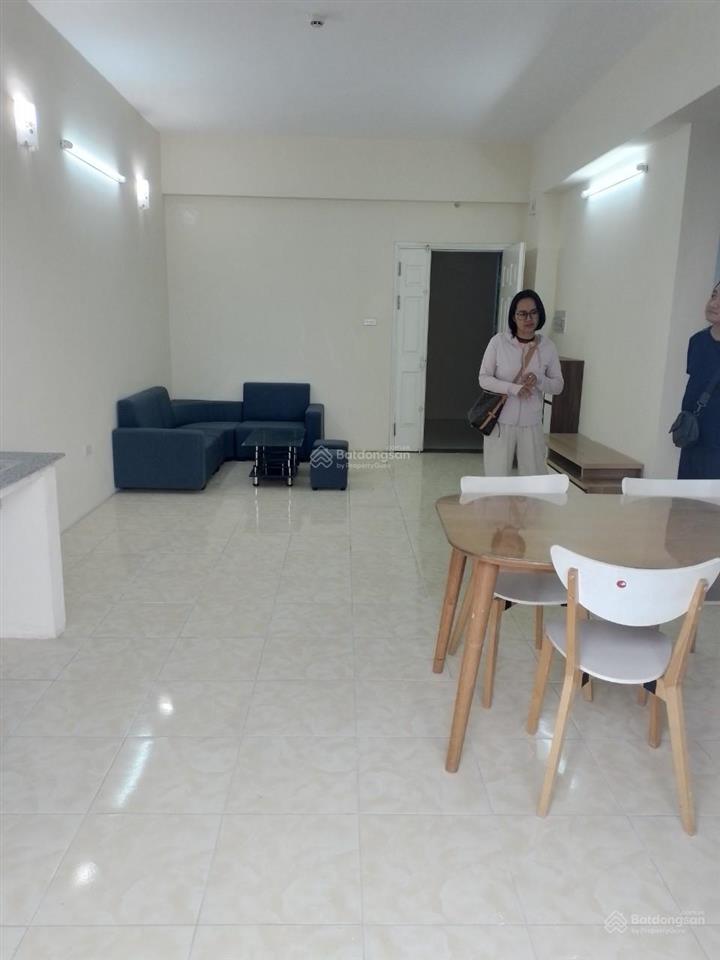 Cho thuê chung cư gần đủ đồ đường đỗ mười, phường yên sở, dt 66m, 2pn, 1 pk, vào luôn, giá 7 triệu