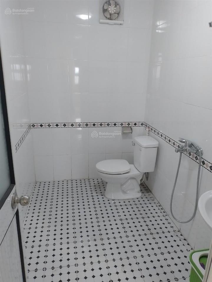 Cho thuê cc 2pn, 1wc, 50m2 tại khuyến lương, lĩnh nam, hoàng mai, hà nội, giá ưu đãi