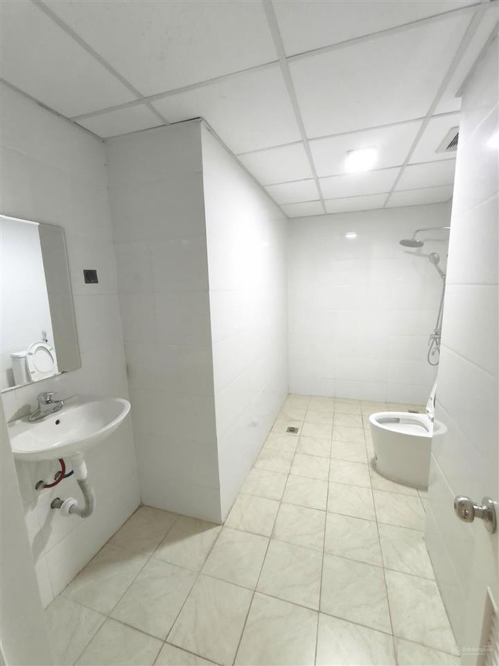 Cho thuê căn hộ chưa đồ chung cư tecco garden đường quang lai, dt 127m, 4pn, 3 wc, giá 7,5 triệu