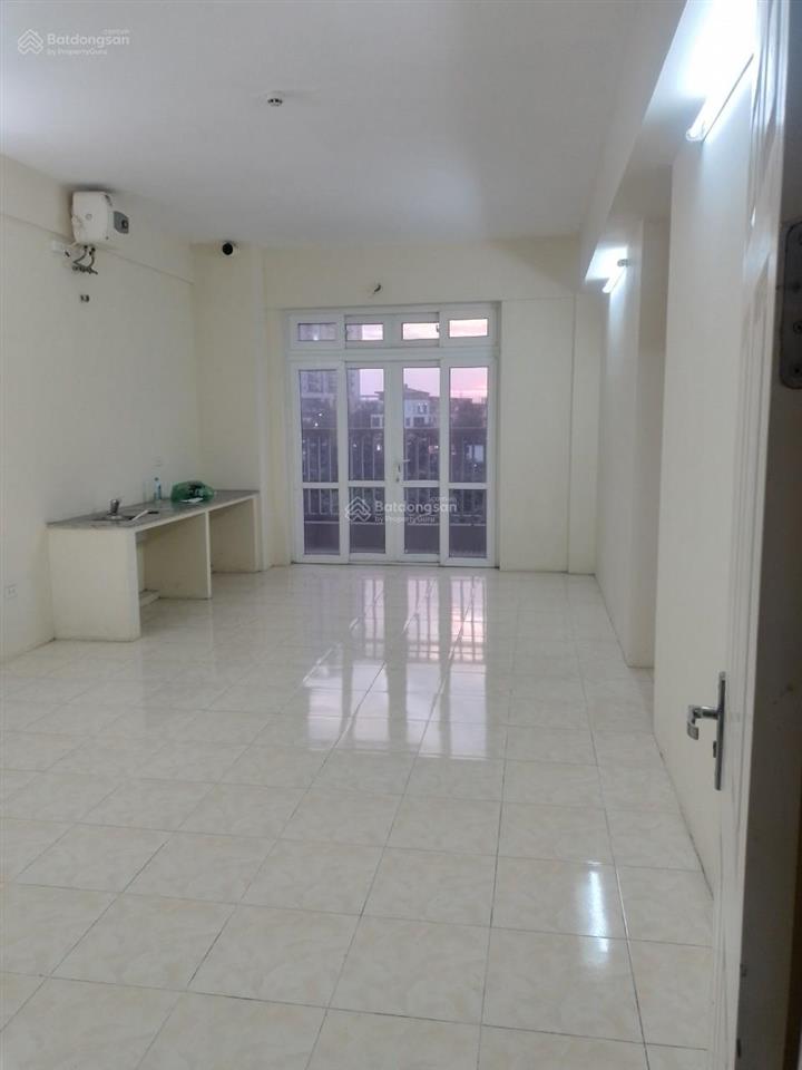 Cho thuê chung cư tái định cư chưa đồ đường đỗ mười đối diện gamuda, dt 61m2, 2pn, giá 5,5 triệu/th