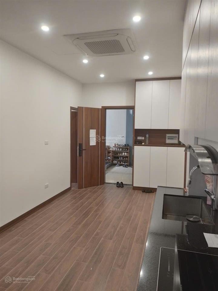 Cho thuê chung cư đường lê thanh tông, dt 56m, 2pn, 1 pk, đầy đủ đồ, vào ở luôn, giá 15 triệu