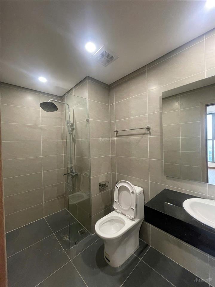 Cho thuê căn 120m2 chung cư khai sơn city. có công viên vui chơi, gần bigc. có nội thất.giá 13tr/th