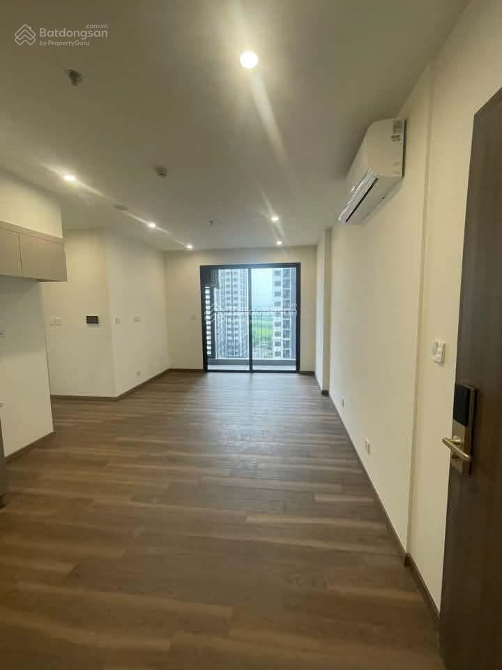 Chính chủ gửi bán căn 43,8m2 the london ocean park1. gần trung tâm hc gia lâm. nhận nhà tháng 11