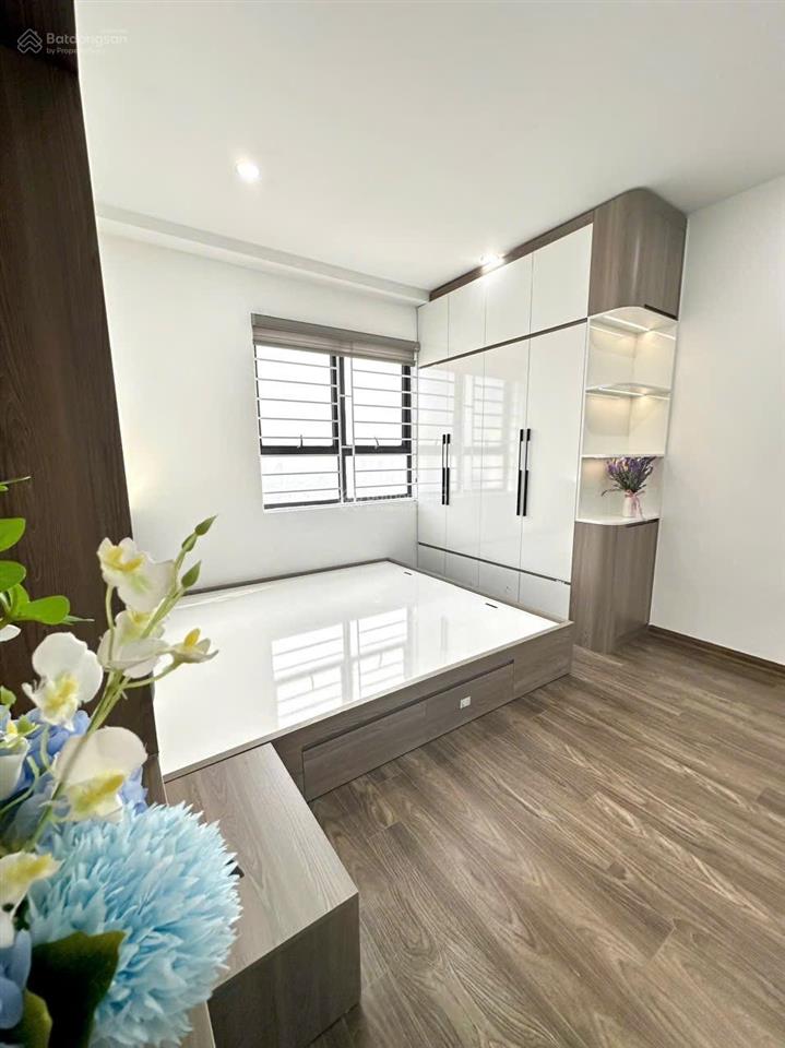 Cần bán nhanh 3 p ngủ gần 75m2 tại vp5 bán đảo linh đàm, sổ đỏ   0915 057 ***