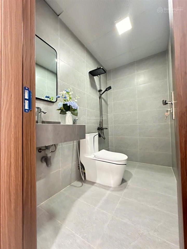 Cần bán nhanh 3 p ngủ gần 75m2 tại vp5 bán đảo linh đàm, sổ đỏ   0915 057 ***