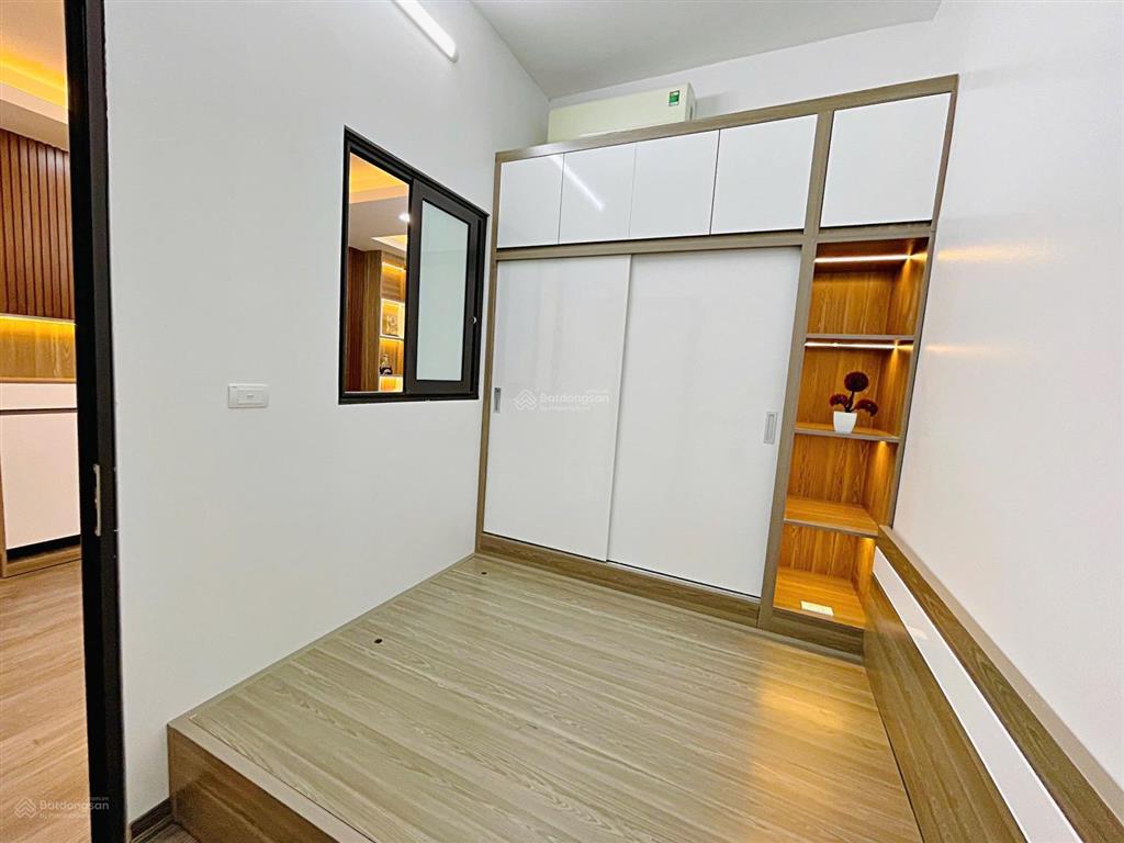 Bán căn 2 phòng ngủ toà hh linh đàm nhà đẹp, tầng lộc phát. giá 1.79 tỷ,  0915 057 ***