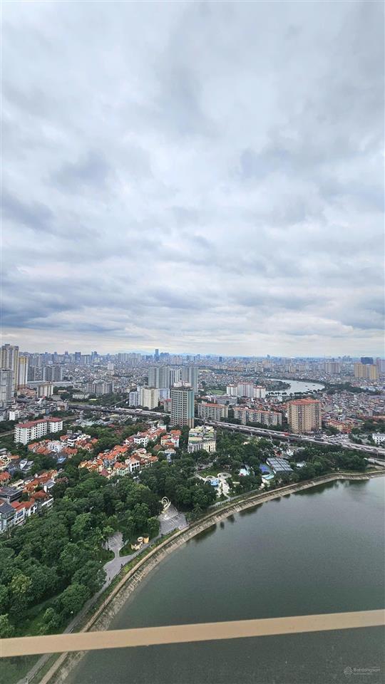 Bán gấp ch 3pn, 2wc tại hh2 linh đàm, 101m2, giá 3,8 tỷ