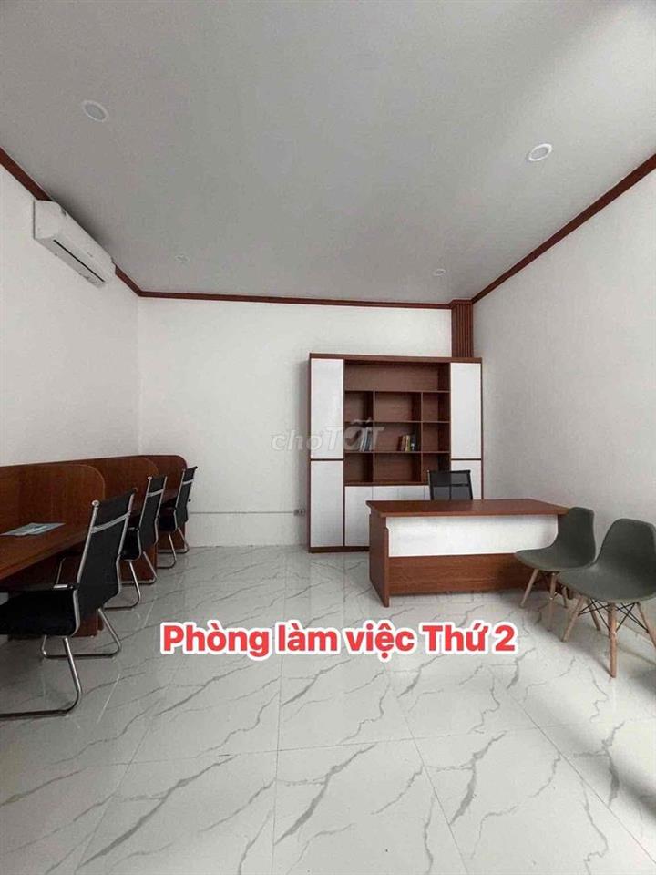 Cho thuê văn phòng vào làm việc luôn