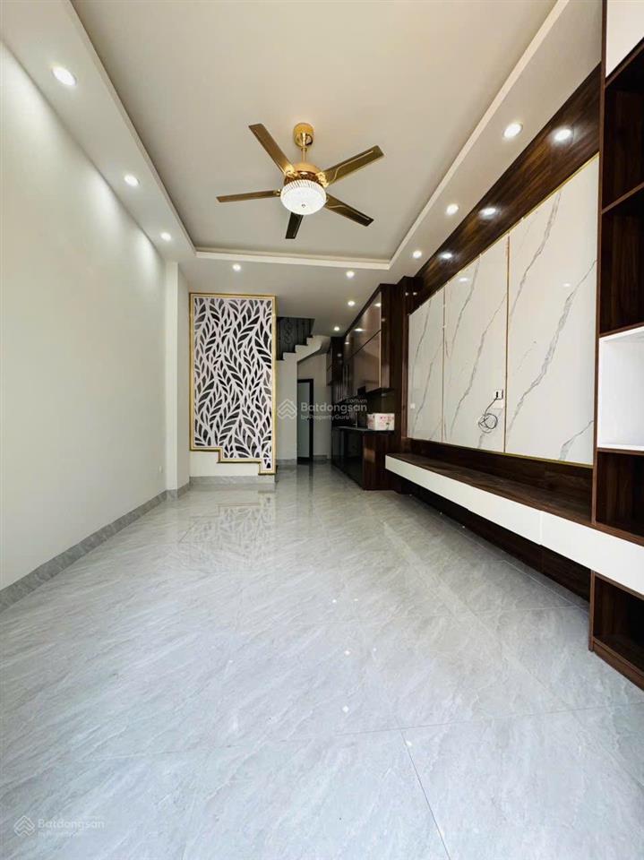 Bán nhà xây mới ở phượng nghĩa,phụng châu dt 30,4m2 5 tầng, ngõ thông, sđcc  0343 838 ***