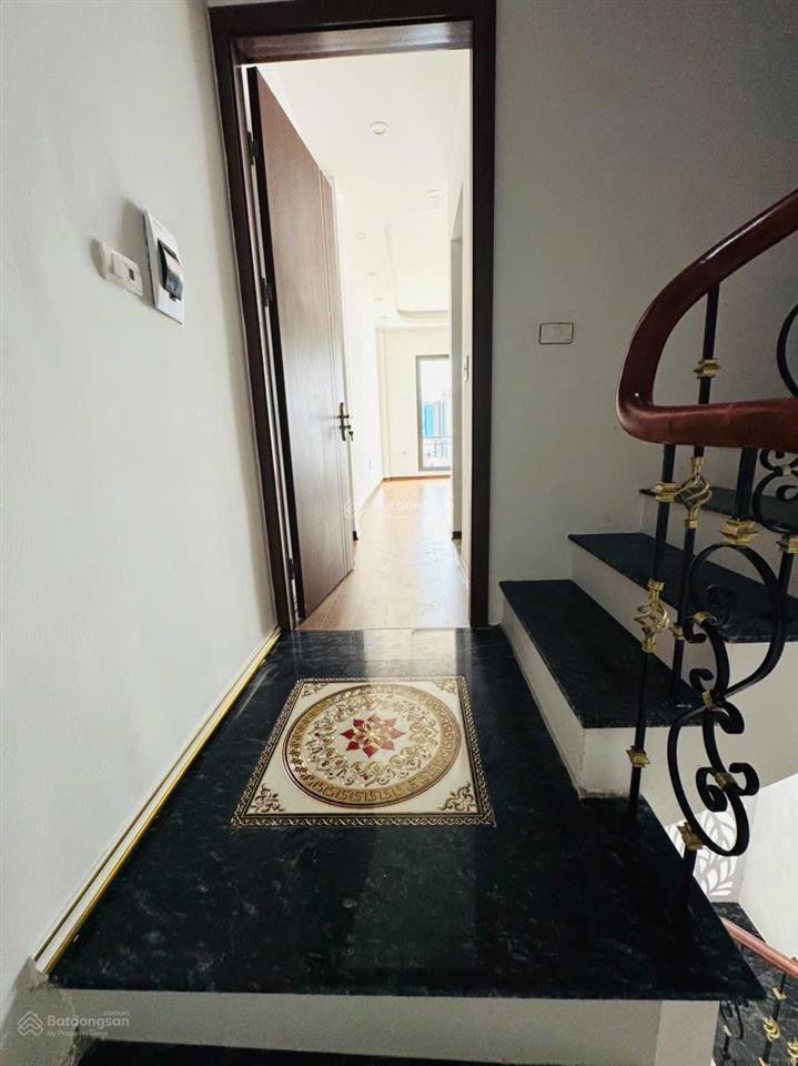 Bán nhà xây mới ở phượng nghĩa,phụng châu dt 30,4m2 5 tầng, ngõ thông, sđcc  0343 838 ***