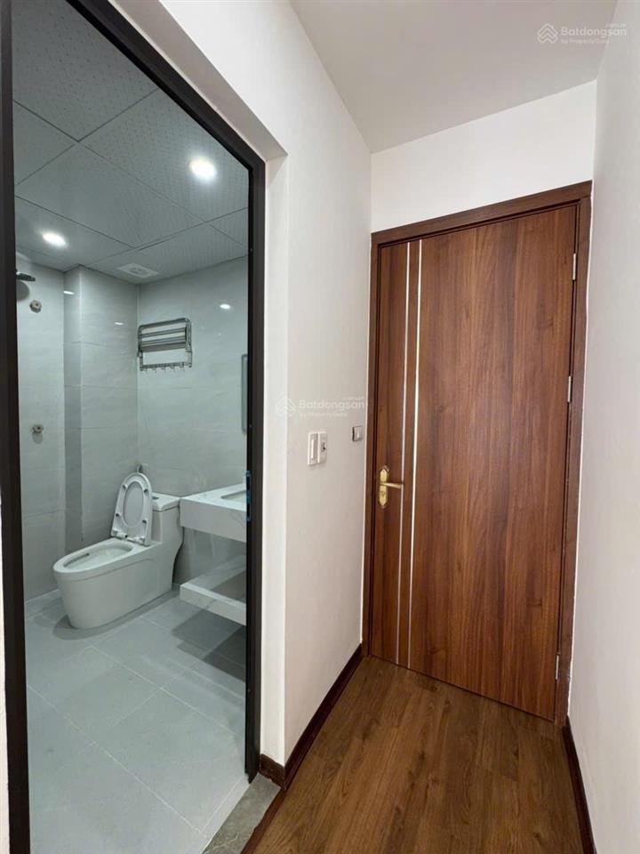 Bán nhà xây mới ở phượng nghĩa,phụng châu dt 30,4m2 5 tầng, ngõ thông, sđcc  0343 838 ***