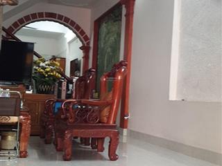 Cần bán gấp nhà tập thể tầng 2 dt 120m2