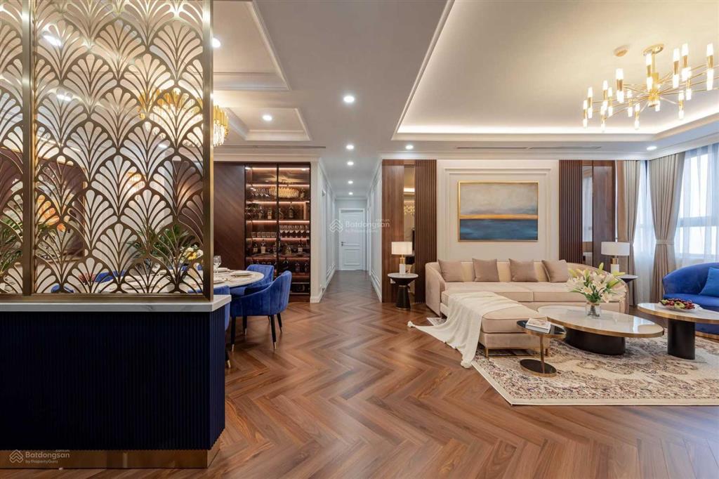 Chính chủ bán lại căn căn hộ 89m2 thiết kế 2pn  2vs gần phố cổ, chuẩn bị nhận nhà
