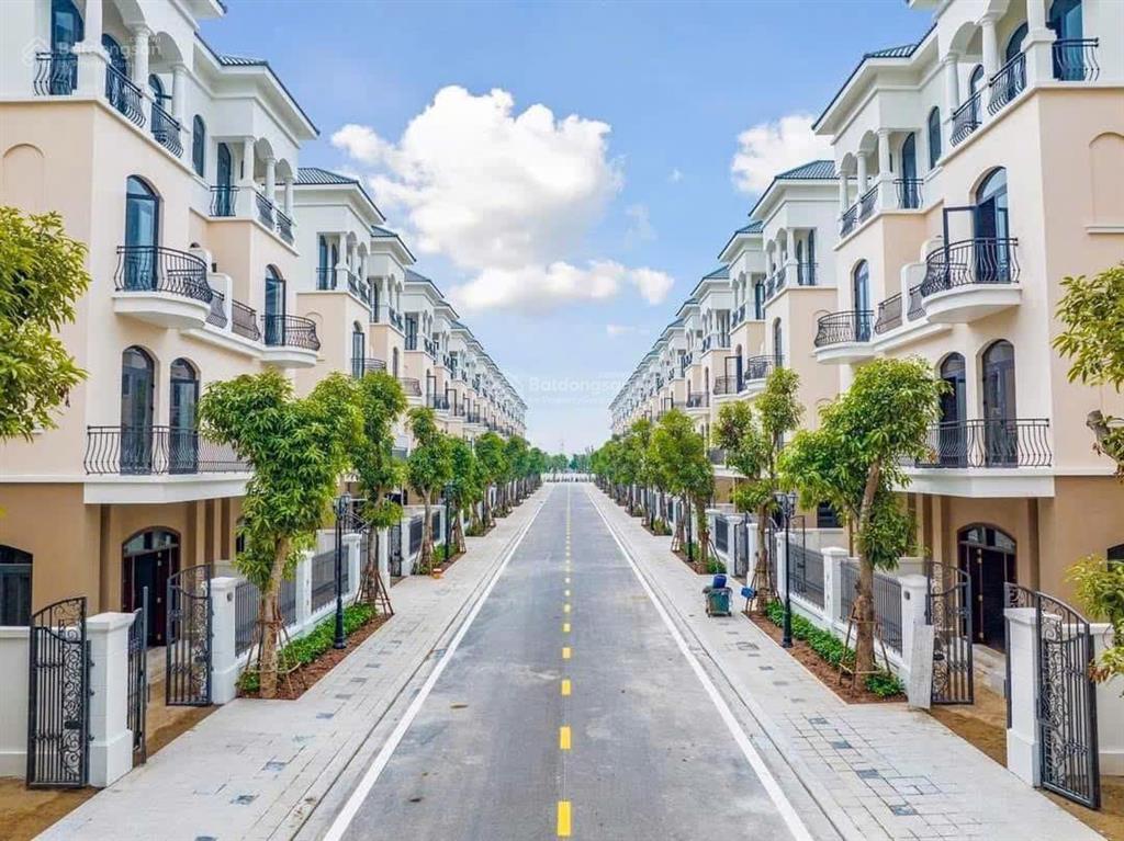 Vốn vào 15% sở hữu ngay suất nội bộ dự án the vista, giá cực kỳ ưu đãi.  ngay 0901 788 ***