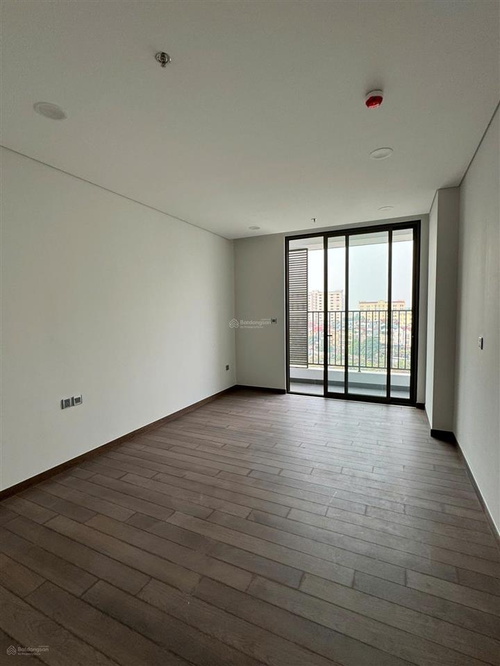 Chính chủ bán gấp căn k3 khai sơn city thiết kế 101m2, căn hoa hậu tầng đẹp.  0988 020 ***