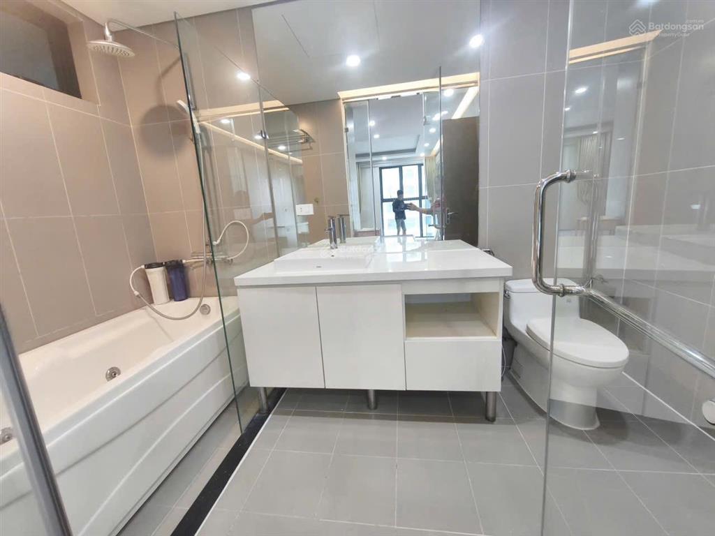 Bán gấp căn cc goldmark city, 7 tỷ vnd, 110m2, giá hời, nhà sẵn khách thuê