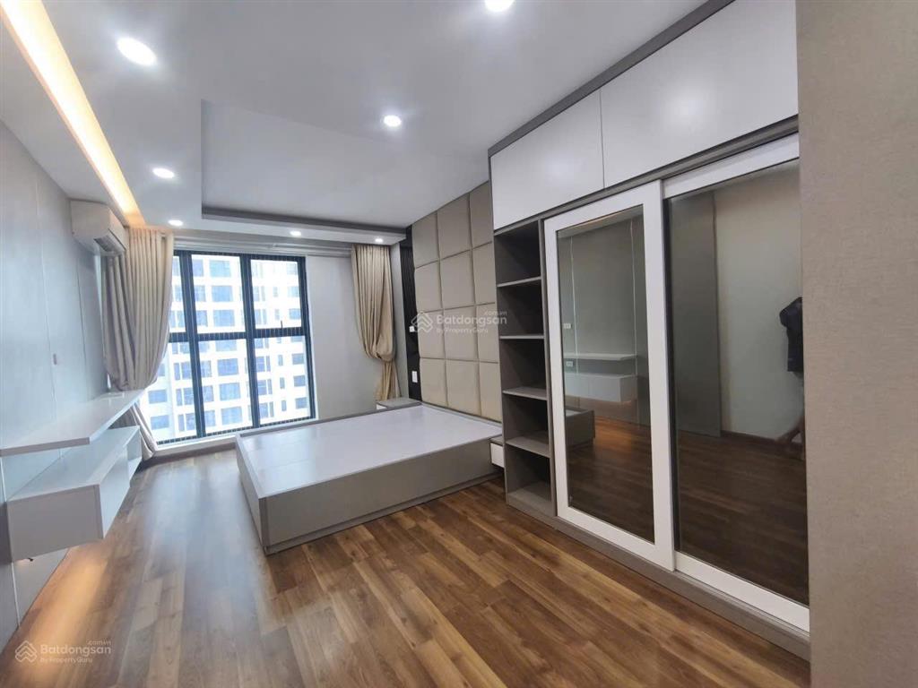 Bán gấp căn cc goldmark city, 7 tỷ vnd, 110m2, giá hời, nhà sẵn khách thuê