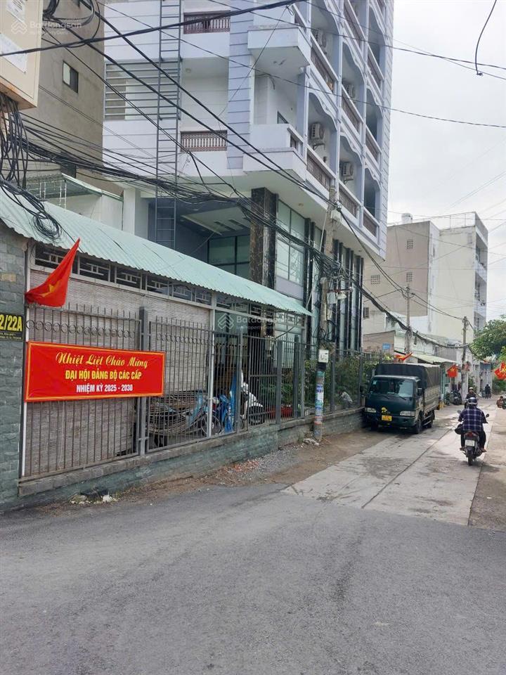 Bán tòa nhà chdv  p. trung mỹ tây, tp.hcm  ngay sau cv phần mềm quang trung