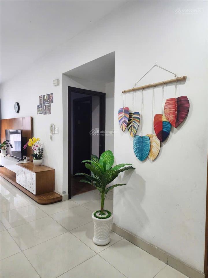 Hàng chính chủ bán căn 2pn2wc lầu đẹp có sổ hồng sẵn. nhà nt full 4,5 tỷ bao hết .