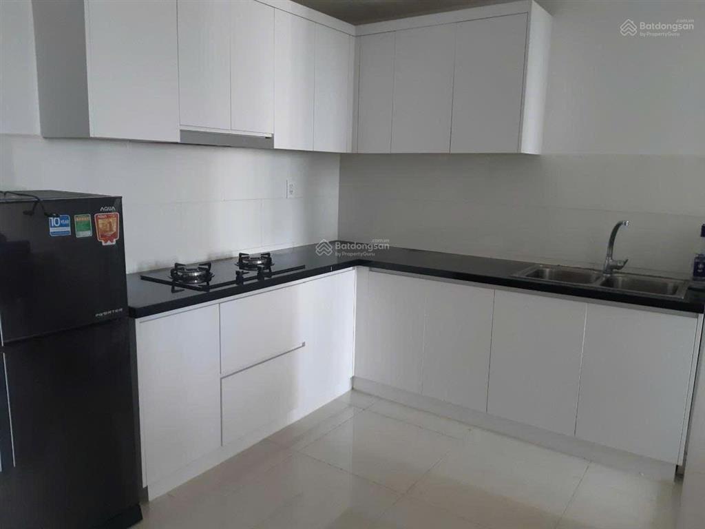 Bán nhanh căn 2pn2wc block d khu ruby view công viên lớn. giá tốt 4,3 tỷ bao ra sổ hồng