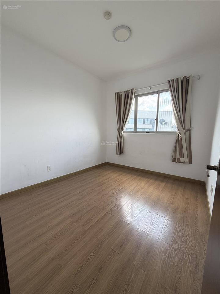 Chủ nhà cần cho thuê 3pn 95m2 13 triệu xem nhà  0917 735 ***