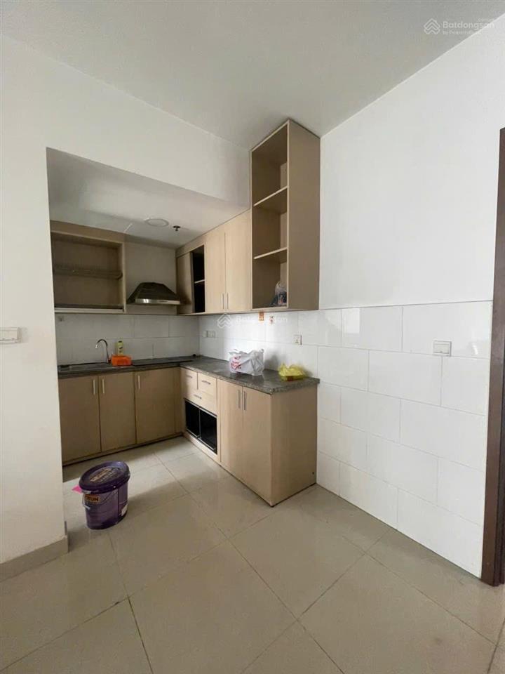 Cho thuê nhanh 2pn ruby ntcb 9,9 triệu. đầu tháng 9 ở